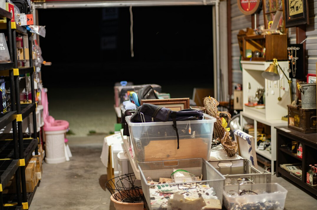 store detective recovering stolen items
